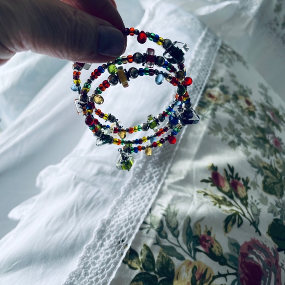 Sterling Silver wrap around bracelet - Picture 2 of 3